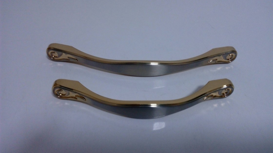 المعادن مطبخ دولاب مقابض المقابض وتسحب للخزائن 96 128 مم سبائك الزنك مقبض أثاث المكاتب